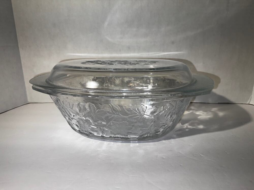 Princess House Fantasia oval 3 quart casserole dish with lid Miracle Dish